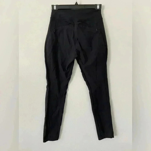 Athleta Highline Hybrid Summiter Tight Pants size 4 Black Pants - Picture 3 of 4